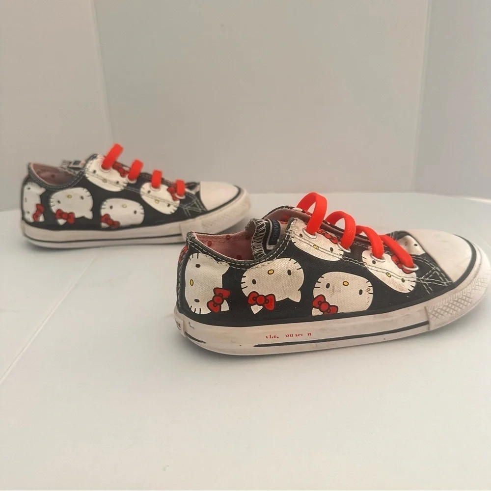 Rare Converse Hello Kitty Chuck Taylor Toddler Black Low Top Sneakers Size 10